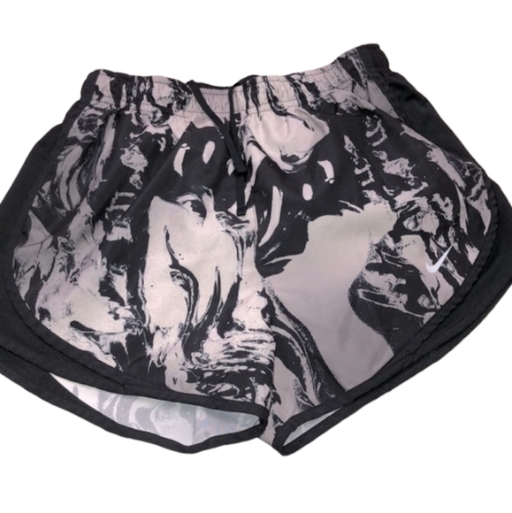 Nike Dri fit black swirl print athletic running shorts size medium - Picture 1 of 6